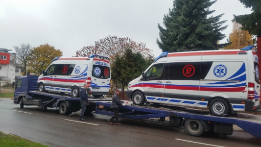 Dwa nowe ambulanse trafiły do szpitala